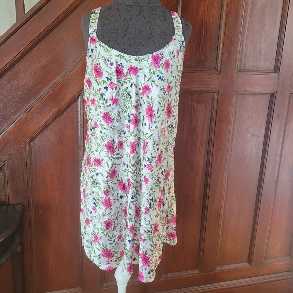 Best United Garment Co. Women’s Silky Pink Floral Chemise Vintage 90’s Y2K Large